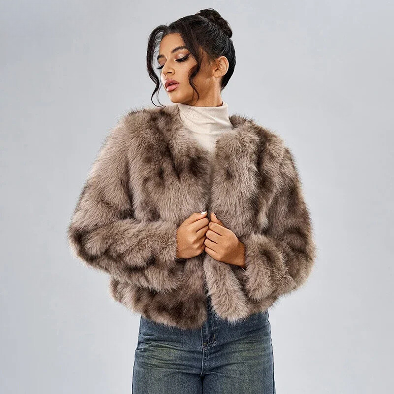 Donna Fur Coat - Luxurious Faux Fur Elegance for Ultimate Winter Warmth